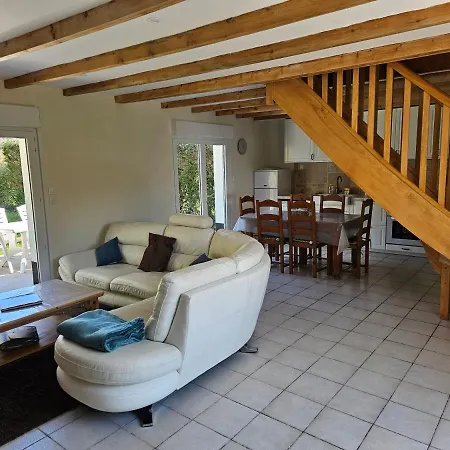 A L'ombre Du Prunier Frühstückspension